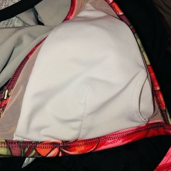 Victoria’s Secret tropical triangle bikini top sm - Picture 7 of 8